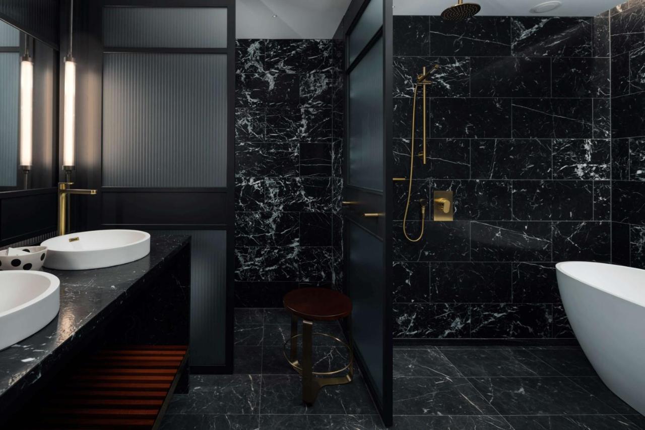 คิวที เพิร์ธ Hotel เพิร์ท ภายนอก รูปภาพ 3D rendering of a bathroom