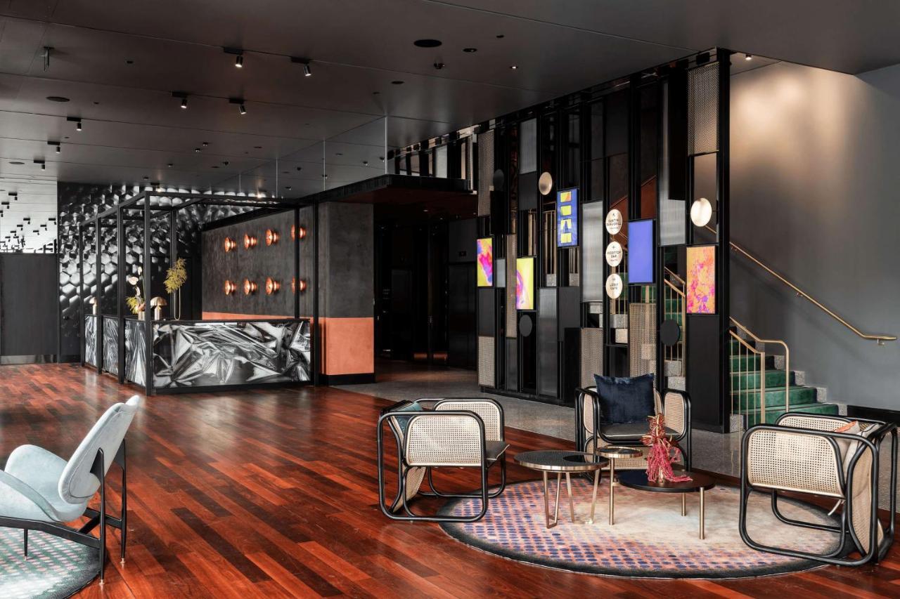 คิวที เพิร์ธ Hotel เพิร์ท ภายนอก รูปภาพ The interior of the lounge