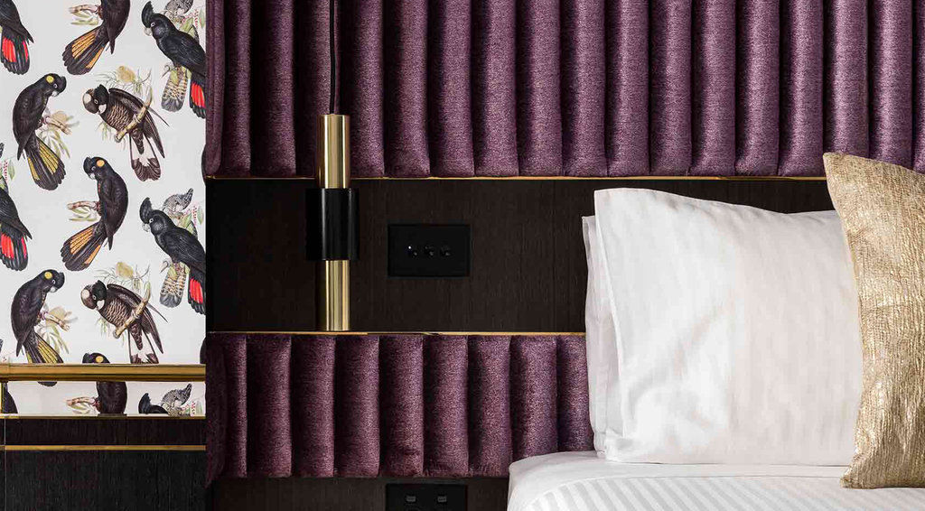 คิวที เพิร์ธ Hotel เพิร์ท ภายนอก รูปภาพ A detail of a bed in a room at the Standard East Village