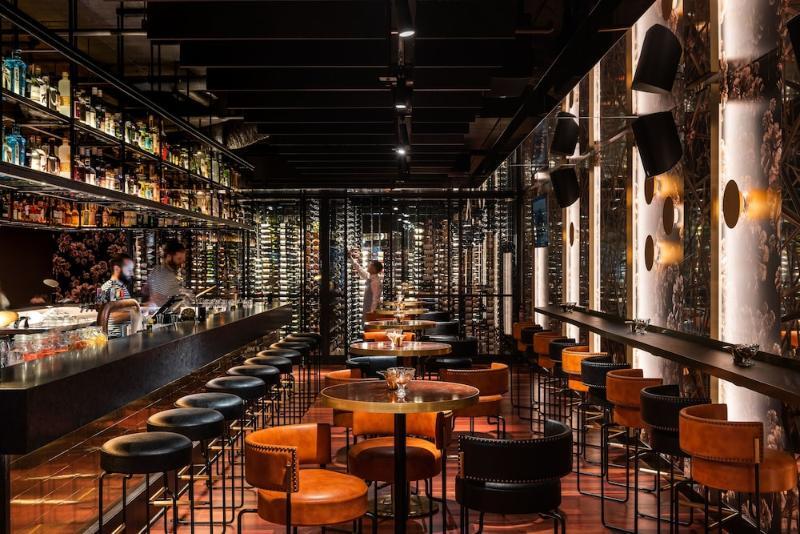 คิวที เพิร์ธ Hotel เพิร์ท ภายนอก รูปภาพ The interior of the bar